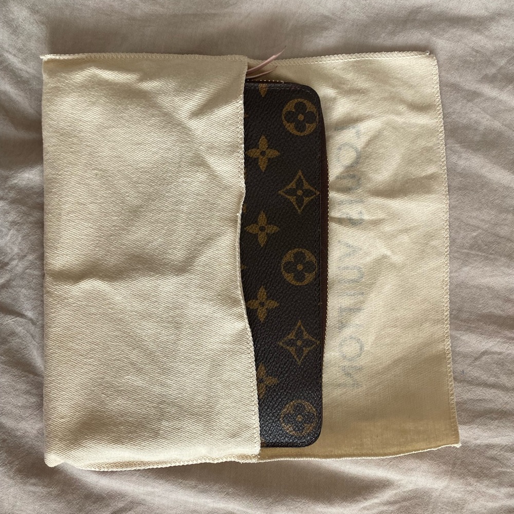 Louis Vuitton Clemence wallet in Rose Ballerine authentic - Picture 12 of 16